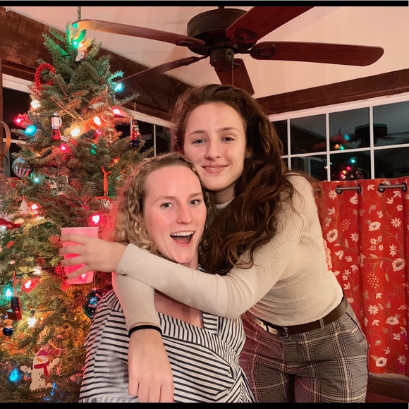 Meet your Posher, Sophia - Picture 4 of 9